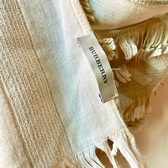 Burberry Fringe Scarf Cashmere Wool blend Creme - Picture 4 of 4